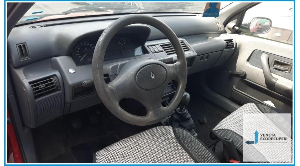RENAULT CLIO 1a Serie  del 1997 parti usate e ricambi - Tipo Motore D7FA7