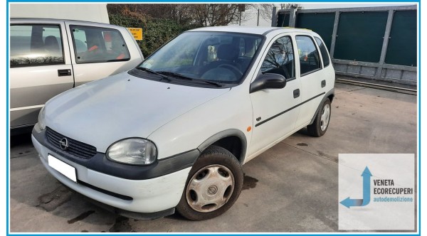 OPEL CORSA X01 del 1998 parti usate e ricambi - Tipo Motore X10XE