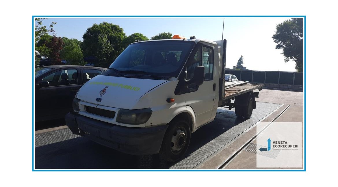 FORD TRANSIT FY del 2002 parti usate e ricambi - Tipo Motore DOFA