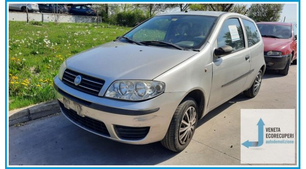 FIAT PUNTO 1N/1P del 2003 parti usate e ricambi
