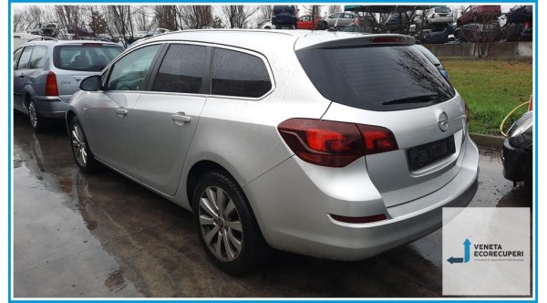 OPEL ASTRA P10 del 2012 parti usate e ricambi - Tipo Motore A17DTR