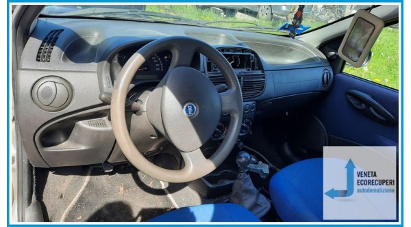 FIAT PUNTO 1N/1P del 2003 parti usate e ricambi
