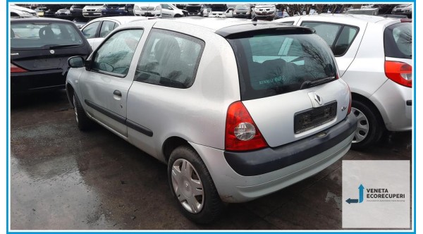 RENAULT CLIO 3a Serie  del 2007 parti usate e ricambi - Tipo Motore D4FD7