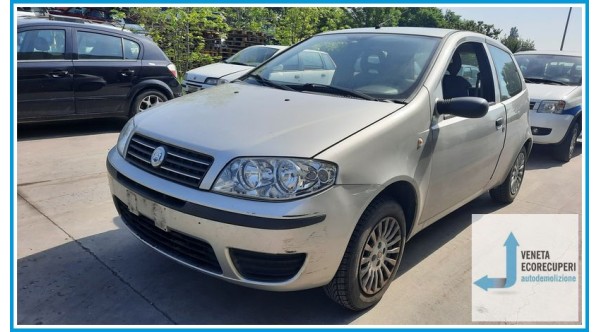 FIAT PUNTO 1N/1P del 2003 parti usate e ricambi