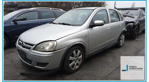 OPEL CORSA X01 del 2005 parti usate e ricambi - Tipo Motore Z13DT