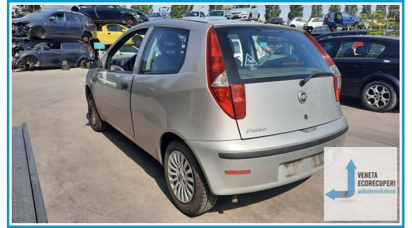 FIAT PUNTO 1N/1P del 2003 parti usate e ricambi