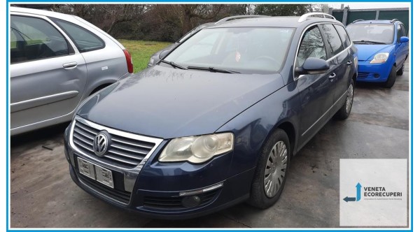 VOLKSWAGEN PASSAT 3C del 2007 parti usate e ricambi - Tipo Motore BMR