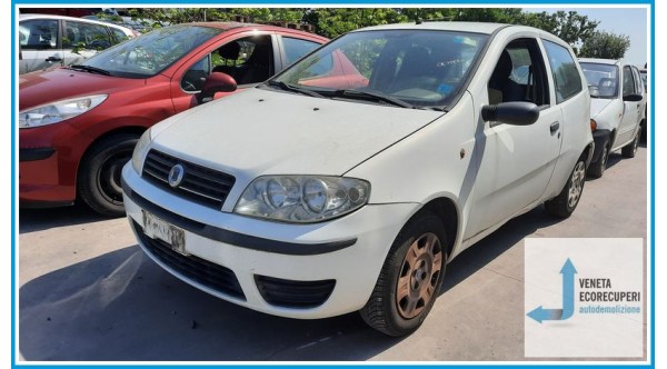 FIAT PUNTO 1N/1P del 2003 parti usate e ricambi
