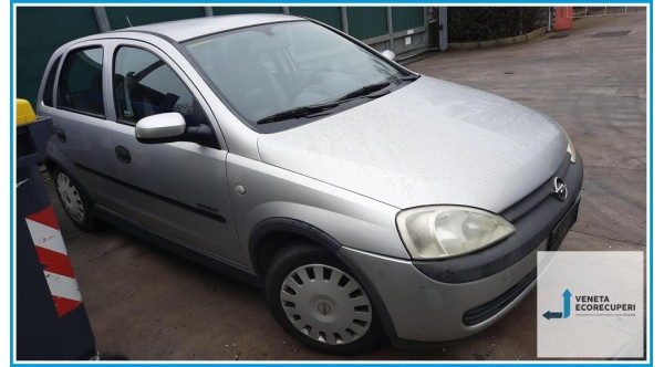 OPEL CORSA X01 del 2002 parti usate e ricambi - Tipo Motore Z12XE
