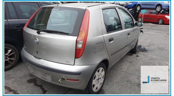 FIAT PUNTO 2U del 2003 parti usate e ricambi - Tipo Motore 188A5000