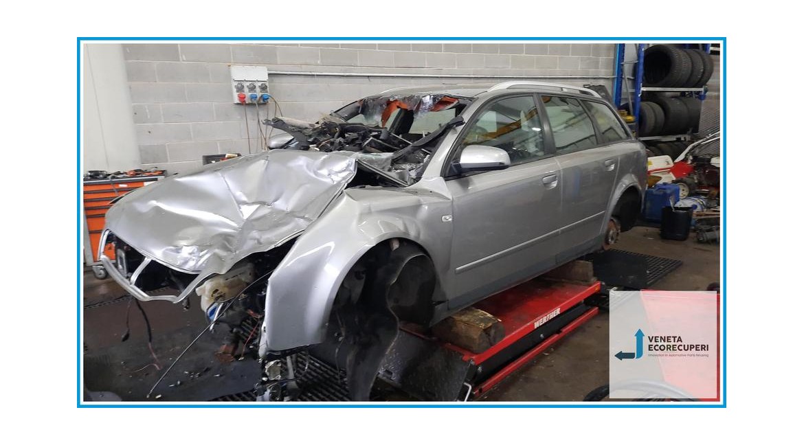 AUDI A4 8E del 2004 parti usate e ricambi - Tipo Motore AVF