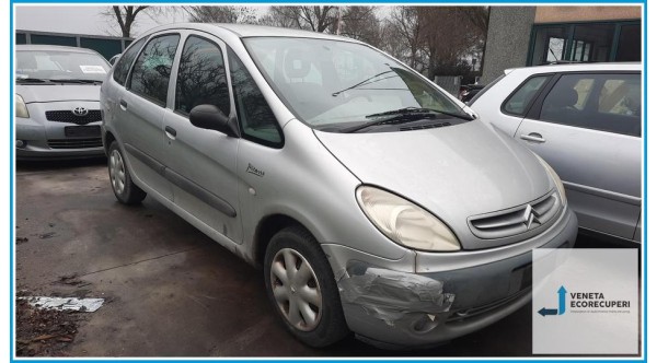 CITROEN XSARA PICASSO  del 2002 parti usate e ricambi - Tipo Motore RHY