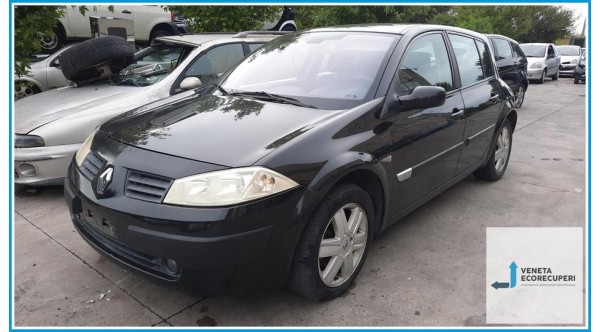 RENAULT MEGANE 2a Serie  del 2004 parti usate e ricambi - Tipo Motore K9KF7