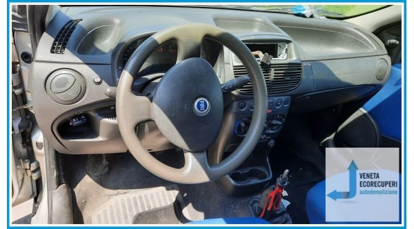 FIAT PUNTO 1N/1P del 2004 parti usate e ricambi