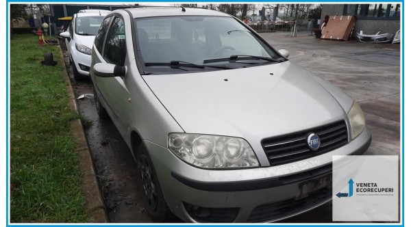 FIAT PUNTO 2U del 2006 parti usate e ricambi - Tipo Motore 188A4000
