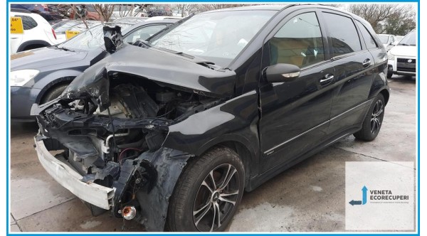 MERCEDES-BENZ Classe B T245 del 2007 parti usate e ricambi - Tipo Motore 640940