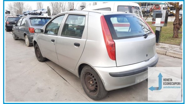 FIAT PUNTO 1N/1P del 2001 parti usate e ricambi