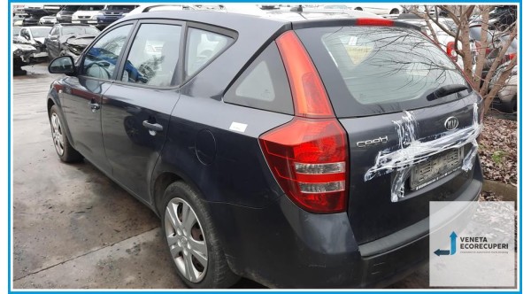 KIA CEE'D  del 2009 parti usate e ricambi - Tipo Motore G4FA