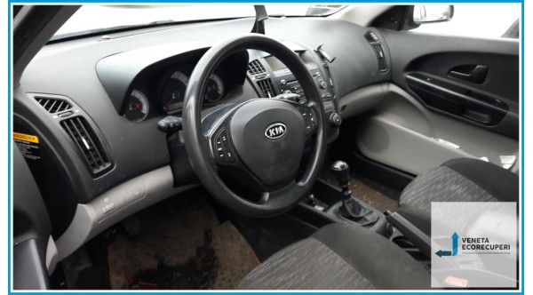 KIA CEE'D  del 2009 parti usate e ricambi - Tipo Motore G4FA