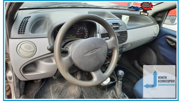 FIAT PUNTO 1N/1P del 2001 parti usate e ricambi