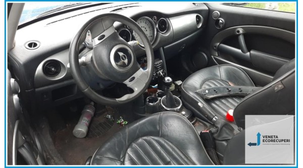 MINI MINI R50/R53 del 2006 parti usate e ricambi - Tipo Motore 1ND