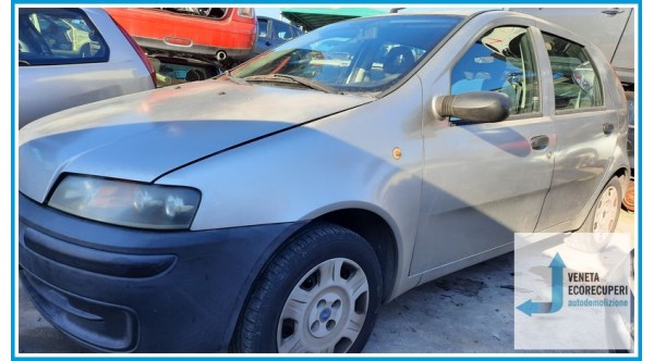 FIAT PUNTO 1N/1P del 2001 parti usate e ricambi