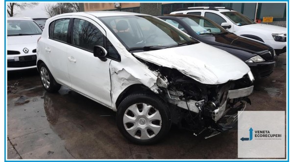 OPEL CORSA S07 del 2013 parti usate e ricambi - Tipo Motore A12XER