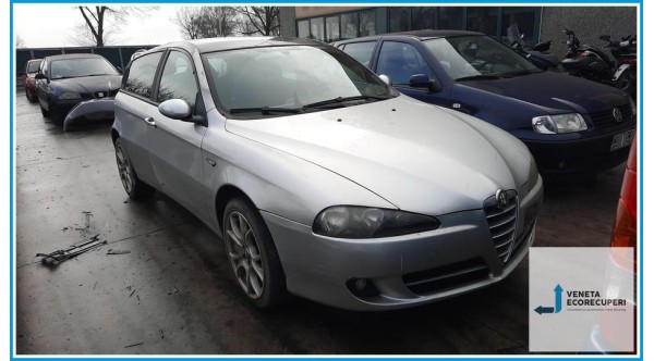 ALFA ROMEO 147 W8 del 2008 parti usate e ricambi - Tipo Motore AR32104