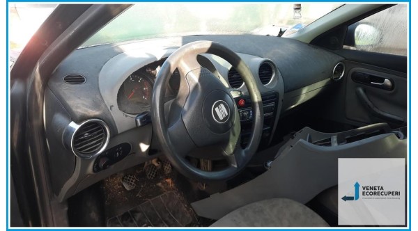 SEAT IBIZA 6L del 2004 parti usate e ricambi - Tipo Motore AMF