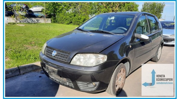 FIAT PUNTO 1N/1P del 2004 parti usate e ricambi