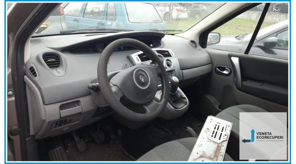 RENAULT SCENIC 2a Serie  del 2008 parti usate e ricambi - Tipo Motore K4M87