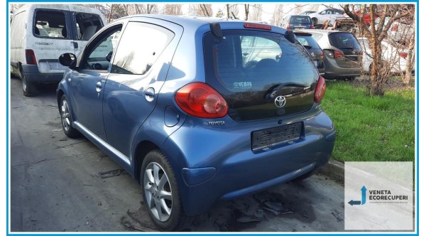 TOYOTA AYGO 1a Serie  del 2008 parti usate e ricambi - Tipo Motore 1KRFE