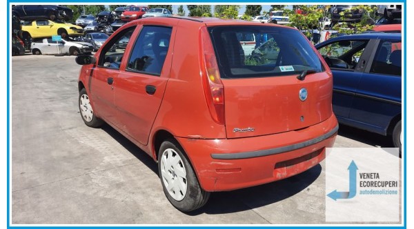 FIAT PUNTO 1N/1P del 2004 parti usate e ricambi
