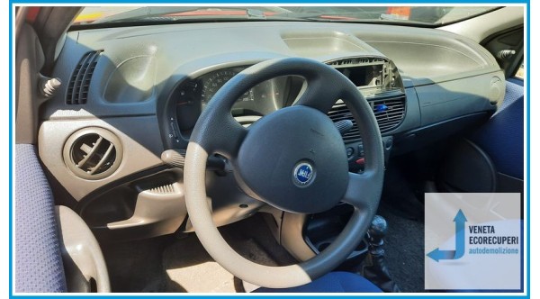 FIAT PUNTO 1N/1P del 2004 parti usate e ricambi