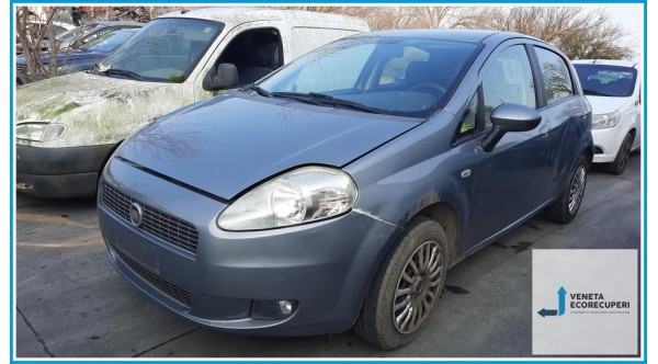 FIAT GRANDE PUNTO 4C del 2009 parti usate e ricambi - Tipo Motore 199A4000