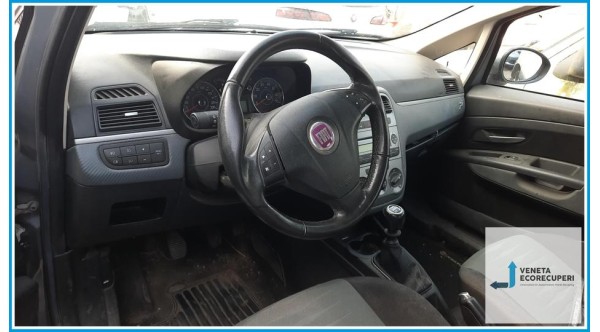 FIAT GRANDE PUNTO 4C del 2009 parti usate e ricambi - Tipo Motore 199A4000