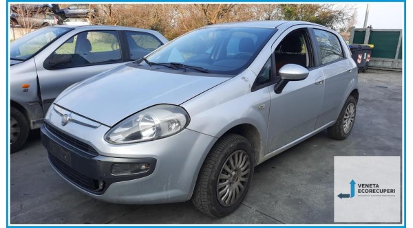 FIAT PUNTO EVO 3J del 2010 parti usate e ricambi - Tipo Motore 350A1000