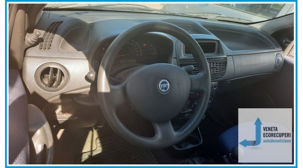FIAT PUNTO 1N/1P del 2003 parti usate e ricambi