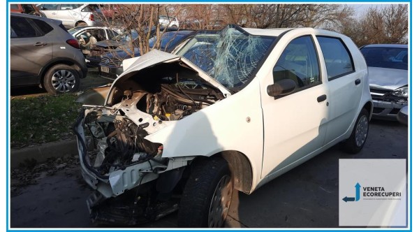 FIAT PUNTO CLASSIC 2U del 2009 parti usate e ricambi - Tipo Motore 188A4000