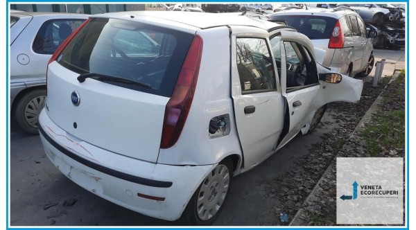 FIAT PUNTO CLASSIC 2U del 2009 parti usate e ricambi - Tipo Motore 188A4000