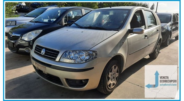 FIAT PUNTO 1N/1P del 2004 parti usate e ricambi
