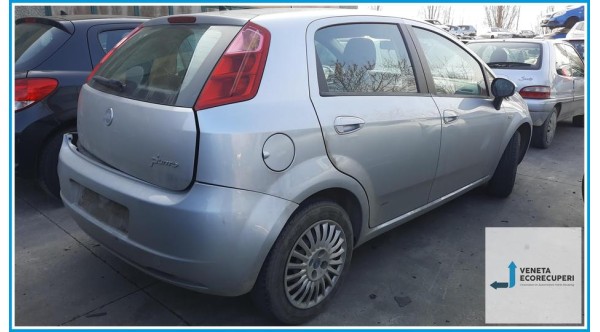 FIAT GRANDE PUNTO 2Y del 2007 parti usate e ricambi - Tipo Motore 199A2000