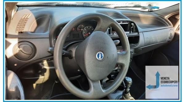 FIAT PUNTO 1N/1P del 2004 parti usate e ricambi
