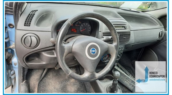 FIAT PUNTO 1N/1P del 2005 parti usate e ricambi
