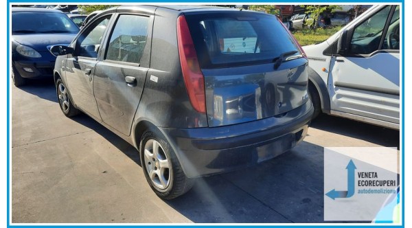 FIAT PUNTO 1N/1P del 2003 parti usate e ricambi
