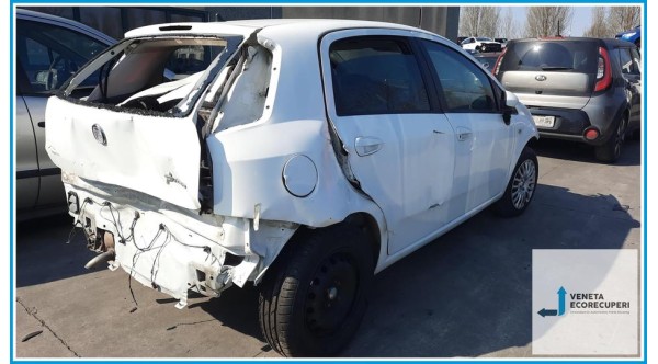 FIAT GRANDE PUNTO 4C del 2009 parti usate e ricambi - Tipo Motore 199A2000