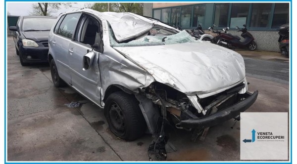 VOLKSWAGEN POLO 9N del 2005 parti usate e ricambi - Tipo Motore BKY
