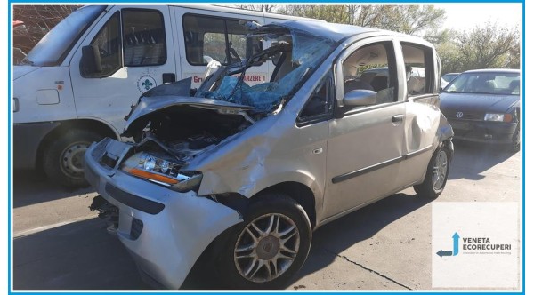 FIAT IDEA 4D/2S del 2004 parti usate e ricambi - Tipo Motore 843A1000