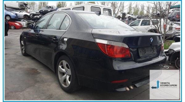 BMW Serie 5 E60/E61 del 2004 parti usate e ricambi - Tipo Motore 306D2