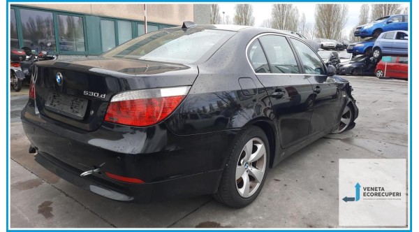 BMW Serie 5 E60/E61 del 2004 parti usate e ricambi - Tipo Motore 306D2